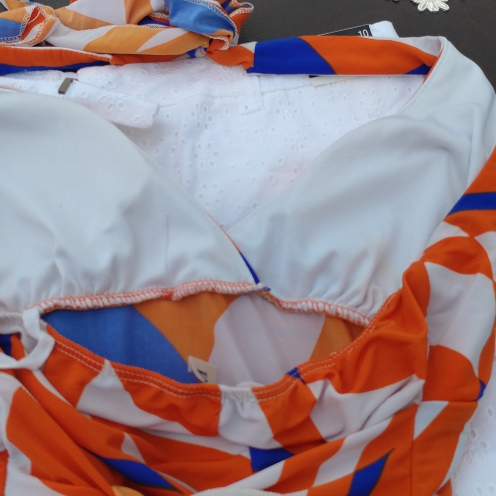 Halter Top - Picture 3 of 5
